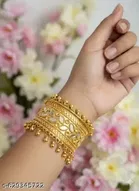 Samridhi Golden Bangle Mirror bangle