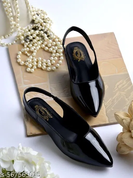 Shoetopia Girls Solid Patent Leather Flat Sandals Black Size 4