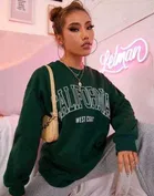 Women's Graphic Print Long Sleeve Round Neck Sweatshirt 