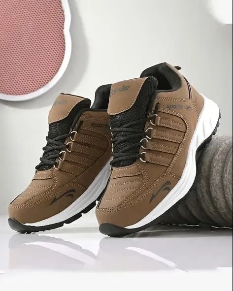 Sports Shoes for Men (Brown, 7)