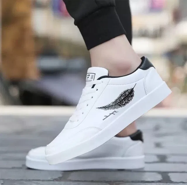 Sneakers for Men (White, 6)