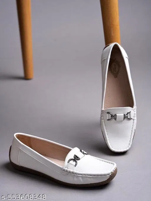 Shoetopia Girls Loafers - White (11 to 12 Years)