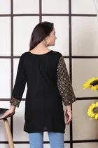 Viscose Rayon Colorblocked Short Kurti for Women 