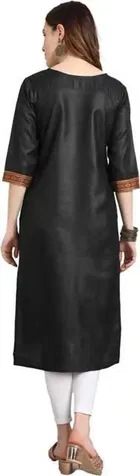 Women Cotton Blend Printed Kurta 
