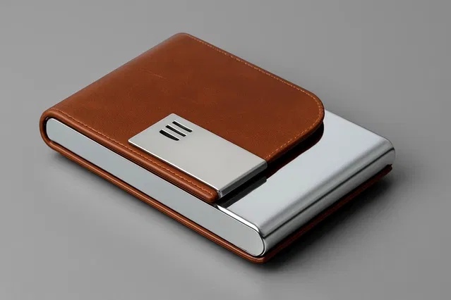 Card Holder for Men, Brown, Compact, Easy Carry