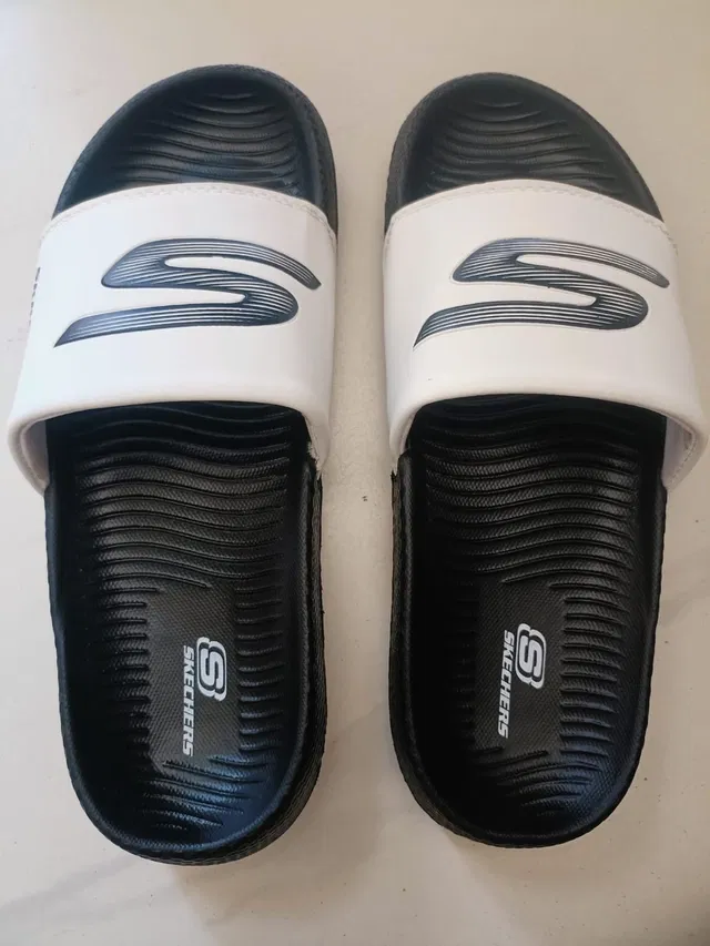 Casual Sliders for Men (Black)
