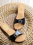 Shoetopia Beige Printed Flat Sandals Size 3.0