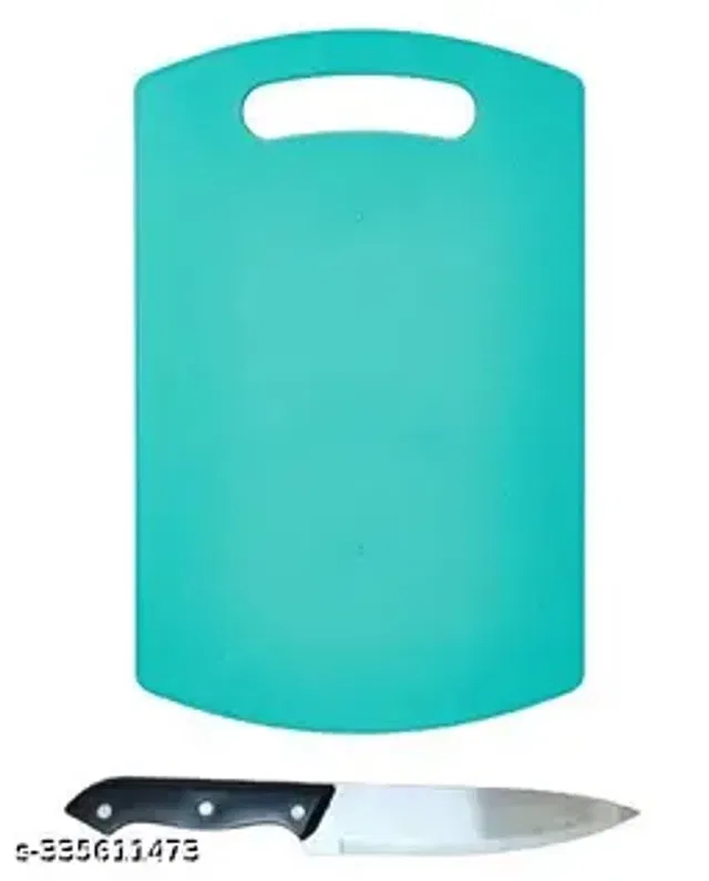 Plastic Chopping Board with Knife (Multicolor, of 1)