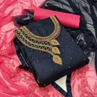 वीमेन अन्स्टिचड ड्रेस मटेरियल सूट 