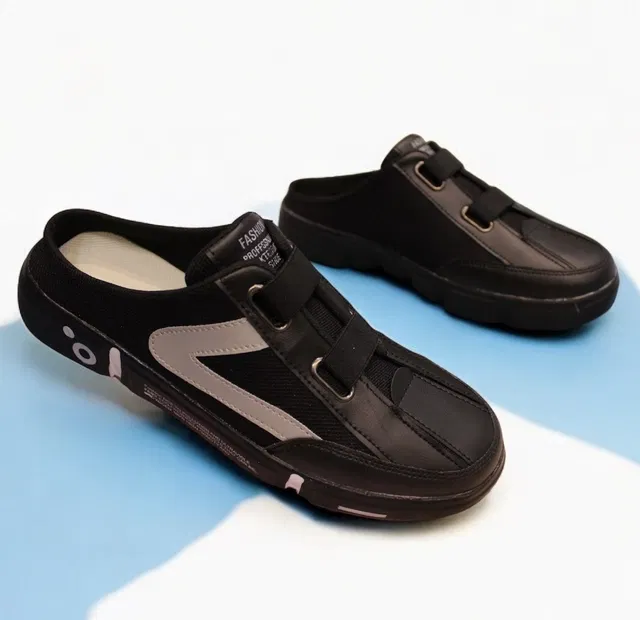 Sneaker for Men (Black, 9)