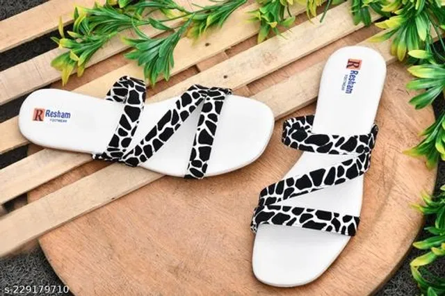 Flats for Women (White & Black, 6)