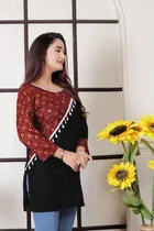 Viscose Rayon Colorblocked Short Kurti for Women 