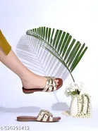 Shoetopia Solid Flat Sandals 