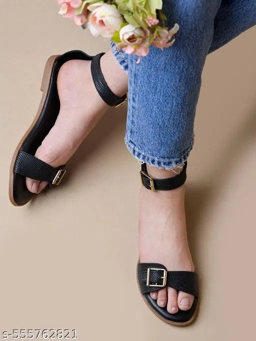 Shoetopia Girls Flat Sandals - Black Size 4.0