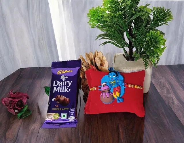 Synthetic Rakhi with Chocolate (Multicolor, Set of 1)