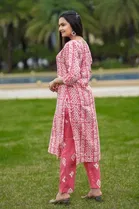 Cotton Printed Women's Kurta with Pant Set 