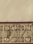 शारदा क्रिएशन कॉटन एम्बेलिशड साड़ी 