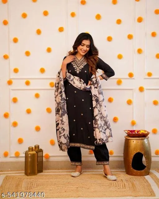 Kurta Set for Women (Black, XL)