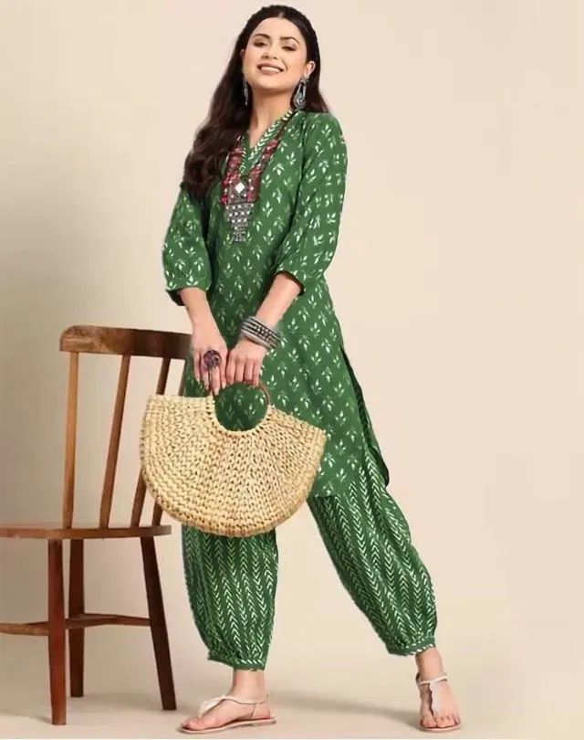 Cotton Printed Women's Kurta with Pant Set (Green, XL)