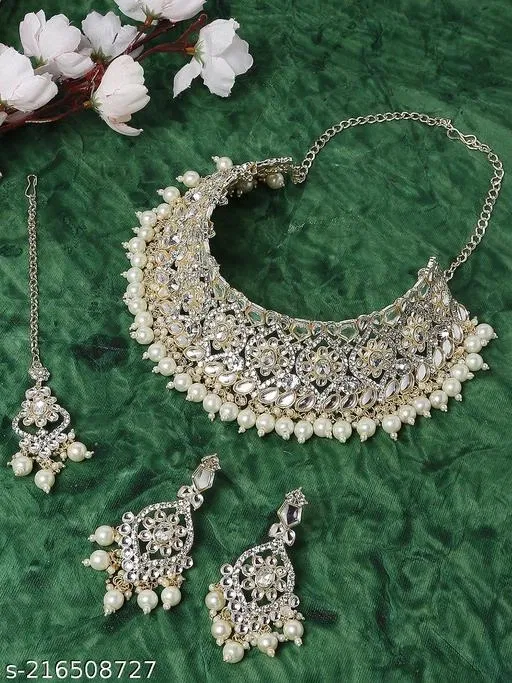 Light Gold Plated Bridal Kundan Diamond Choker Set for Women (White, Free Size)