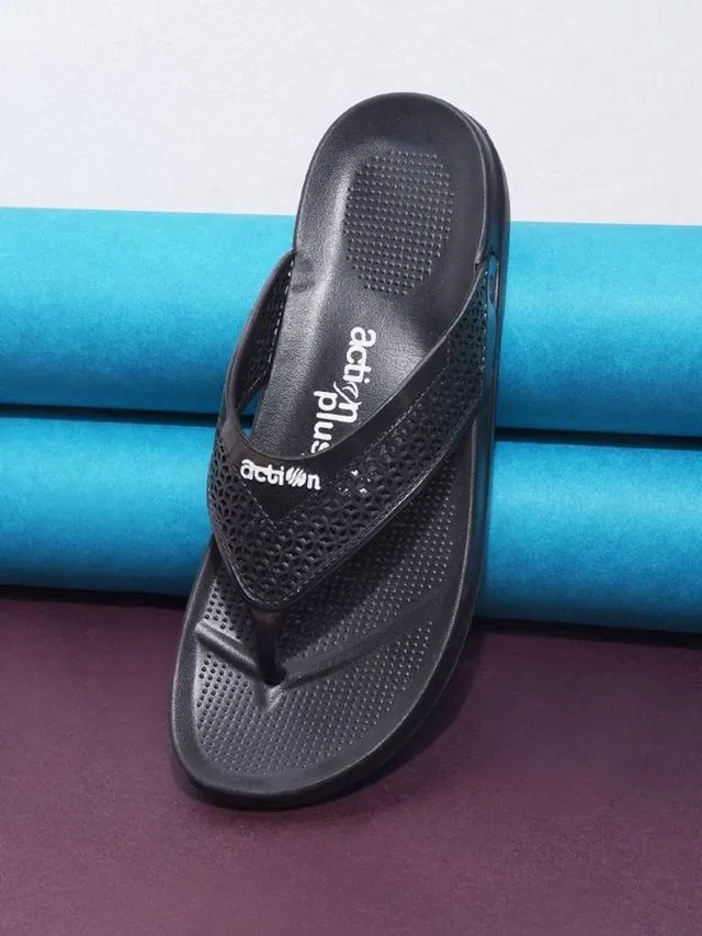 action Casual Flip Flops for Women (Black, 6)