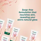 हिमालय प्राकृतिक ग्लो केसर फ़ेस वॉश 150 ml