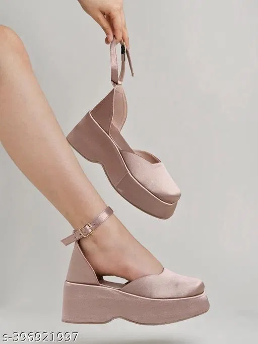 [75] Solid Synthetic Platform Sandals for Women (Peach, IND-6)