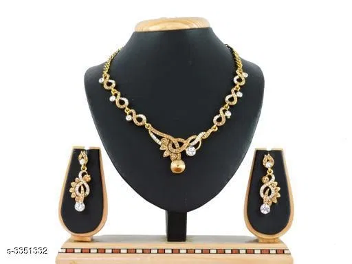 Attractive Necklace With Earrings for Women (White, Free Size)
