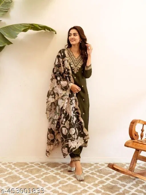 Kurta Set for Women (Mehndi, XL)