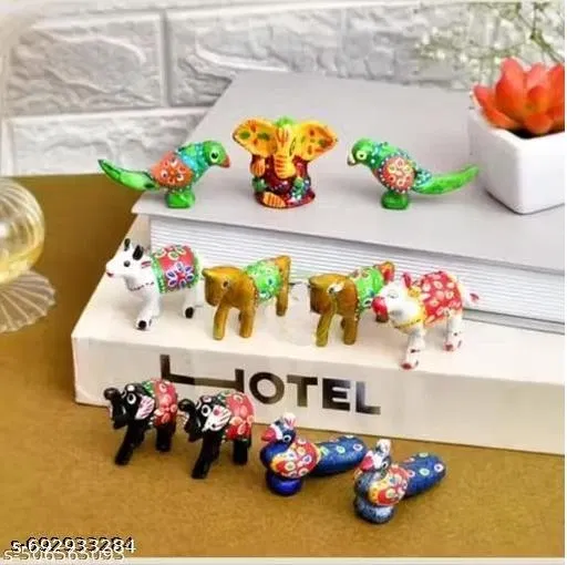 Plastic Animal Showpiece Set, Pack of 10 (Multi)