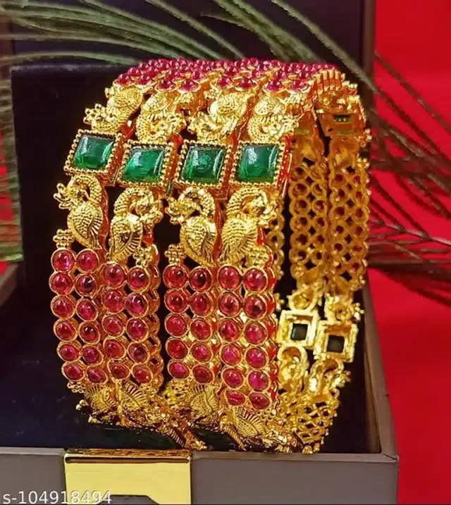 Trendy Bangles for Women (Gold, 2.8)