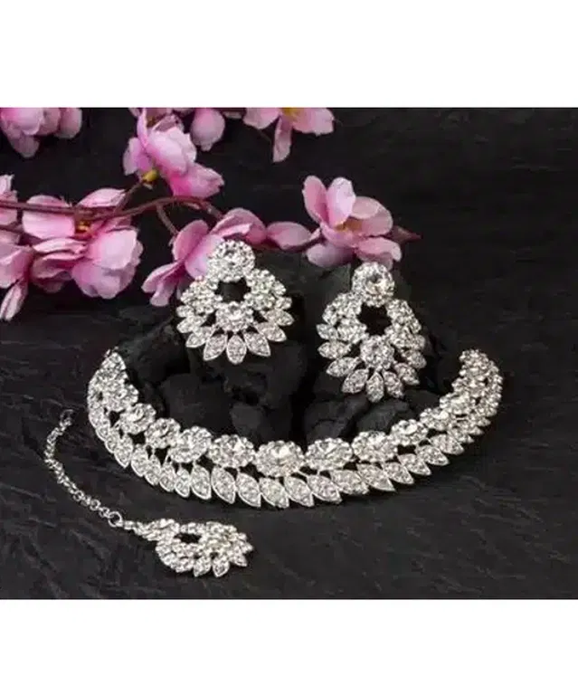 Alloy Necklace with Earrings & Maangtika for Women (White, Set of 1)