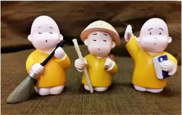 Polyresin Monks Buddha Car Dashboard Idols (Multicolor, 7 cm) (Pack of 3)