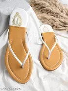 Shoetopia Girls Flat Sandals White Size 7.0