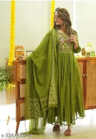 Embellished Acrylic Kurta Set for Women 