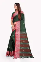 SVB एम्बेलिश्ड साड़ी फॉर वीमेन 