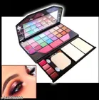 Premium Eyeshadow Palette with 7 Pcs Makeup Brushes 