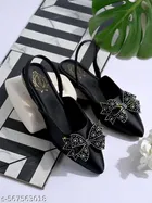 Shoetopia Women's Flats - Black Embellished 