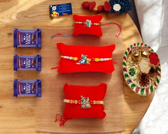 Combo of 3 Pcs Rakhi, 4.5 inch Plate, Greeting Card, Roli Chawal & 3 Pcs Chocolate (Multicolor, Set of 1)
