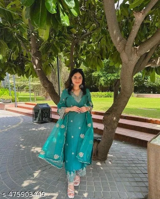 Kurta Set for Women (Green, S)