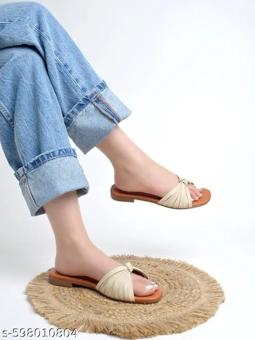 Shoetopia Solid Flat Sandals - Cream (IND-9)