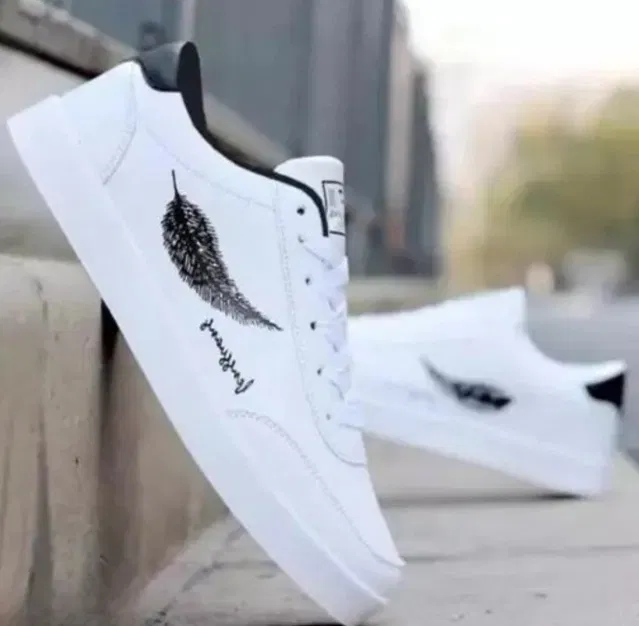 Sneakers for Men (White, 5)
