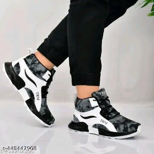 Boots for Men (Black & White, 7)