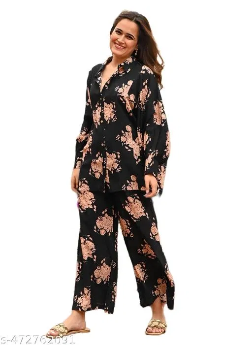 Floral Printed Short Kurta with Matching Pyjama Set for Women (Black, M)