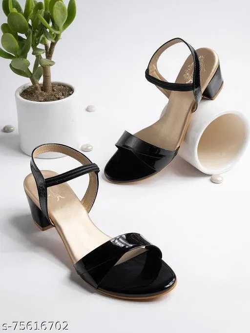 Shoetopia Black Solid Open Toe Block Heels (IND-6)