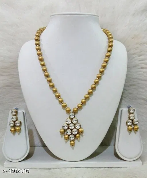 Women'S Alloy Gold Plated Jewellery Set, Golden
