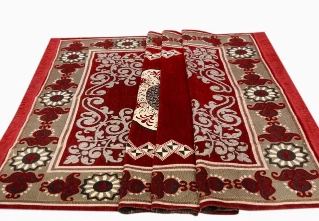 Qaleen Elegant Rug Carpet with a Modern Design (Red & Black)