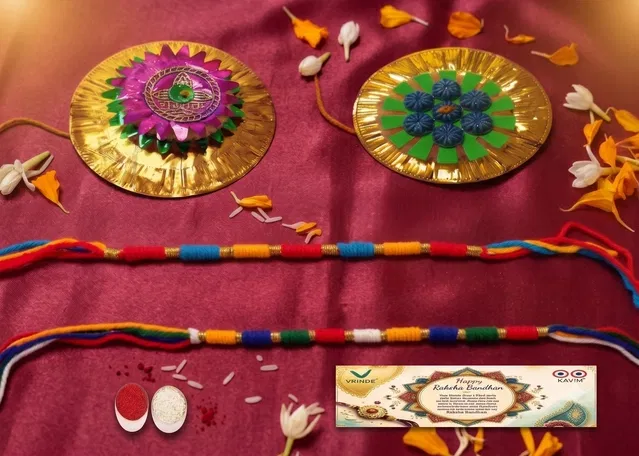 Fabric Rakhi, Pack of 4 (Multicolor, Free)