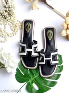 Shoetopia Girls Textured Flat Sandals Black Size 5