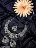Chic Jewellery Set for Women 